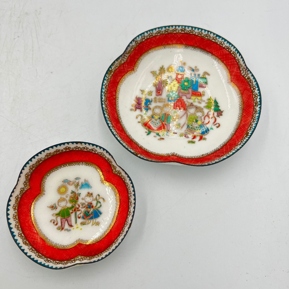Vintage ARTA Austria Enamel Trinket Dishes Set of 2 Children Toys Red‎ Gold MCM